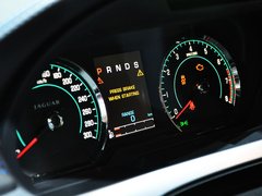 2009款 5.0 自动 V8机械增压硬顶跑车