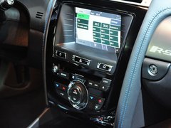 2009款 5.0 自动 V8机械增压硬顶跑车