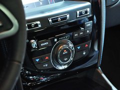 2009款 5.0 自动 V8机械增压硬顶跑车