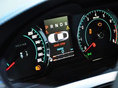 2009款 5.0 自动 V8机械增压硬顶跑车