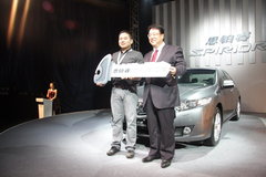 2009款 2.4L 自动 尊贵版