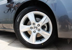 2009款 2.4L 自动 尊贵版