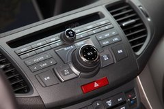 2009款 2.4L 自动 尊贵版