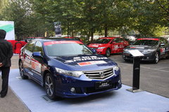 2009款 2.4L 自动 尊贵版