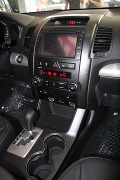 2008款 2.5T 自动 柴油精英版 5座