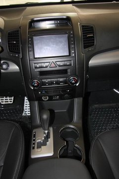 2008款 2.5T 自动 柴油精英版 5座
