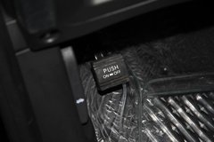 2008款 2.5T 自动 柴油精英版 5座