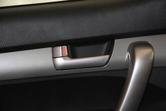 2008款 2.5T 自动 柴油精英版 5座