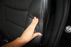 2008款 2.5T 自动 柴油精英版 5座