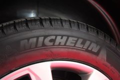 2009款 2.4L 自动 豪华版 5座
