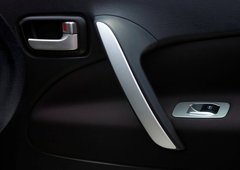 2009款 2.0L 自动 舒适型 两驱
