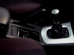 2009款 2.0L 自动 舒适型 两驱
