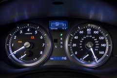 2010款 350 3.5 自动 豪华版