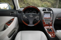 2010款 350 3.5 自动 豪华版
