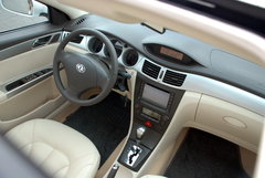 2010款 1.6 自动 尊雅型