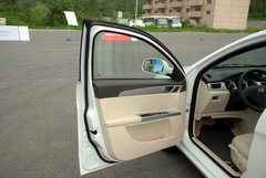 2010款 1.6 自动 尊雅型