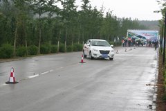 2010款 1.6 自動 尊雅型