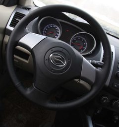 2009款 2.5T 手动 柴油4X2豪华型