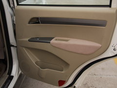 2009款 2.5T 手动 柴油4X2豪华型