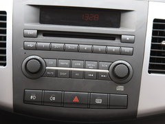 2009款 2.5T 手动 柴油4X2豪华型