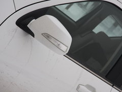 2009款 2.5T 手动 柴油4X2豪华型