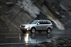 2010款 2.5XT 自动 豪华版 5座