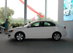 2010款 1.8L CVT 时尚版舒适型5座