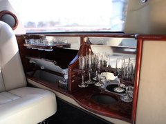 2004款 Town Car 4.6L 自动 加长礼宾车