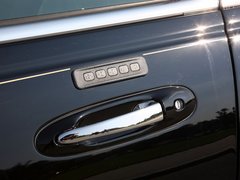 2004款 Town Car 4.6L 自动 加长礼宾车