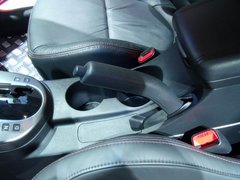 2010款 1.6L 自动 豪华版