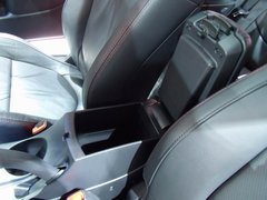 2010款 1.6L 自动 豪华版