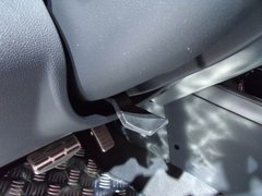 2010款 1.6L 自动 豪华版