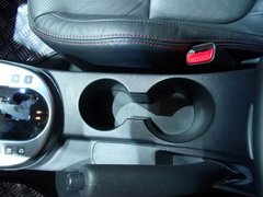 2010款 1.6L 自动 豪华版
