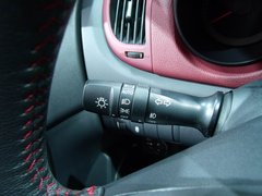 2010款 1.6L 自动 豪华版
