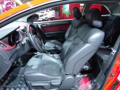 2010款 1.6L 自动 豪华版