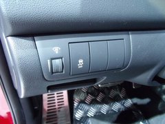 2010款 1.6L 自动 豪华版