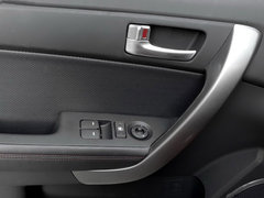 2010款 1.6L 自动 豪华版