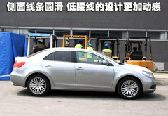 2010款 2.4 CVT 兩驅(qū)豪華型