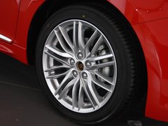 2010款 2.4 CVT 两驱豪华型