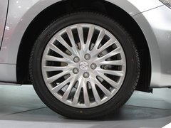 2010款 2.4 CVT 两驱豪华型