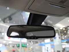 2010款 2.4 CVT 两驱豪华型