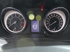 2010款 2.4 CVT 两驱豪华型