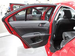 2010款 2.4 CVT 两驱豪华型