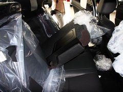 2010款 2.4 CVT 两驱豪华型