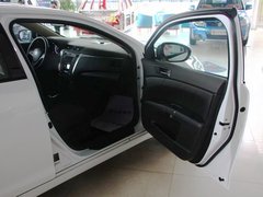 2010款 2.4 CVT 两驱豪华型