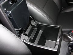 2010款 2.4 CVT 两驱豪华型