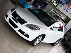 2010款 2.4 CVT 两驱豪华型