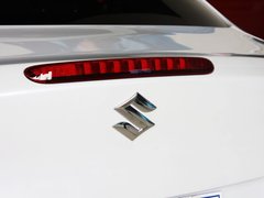 2010款 2.4 CVT 两驱豪华型