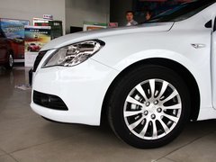 2010款 2.4 CVT 两驱豪华型
