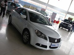 2010款 2.4 CVT 两驱豪华型